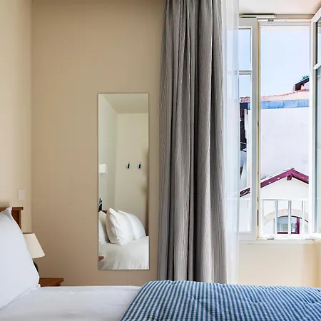 Alfred Hotels Port-Vieux Biarritz Exterior photo