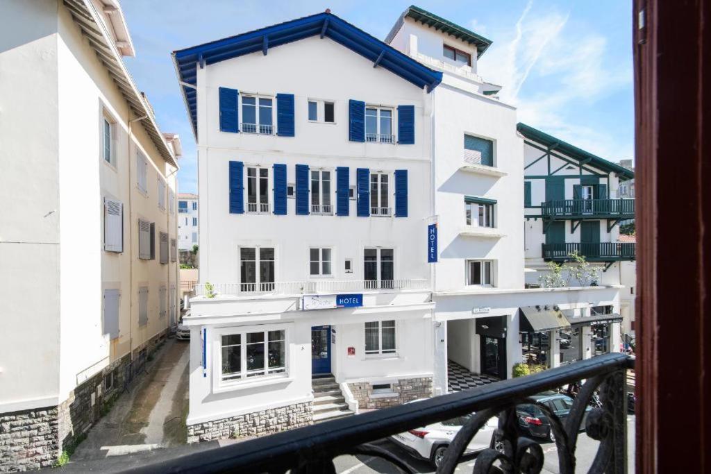 Hotel Alfred Port-vieux 3*