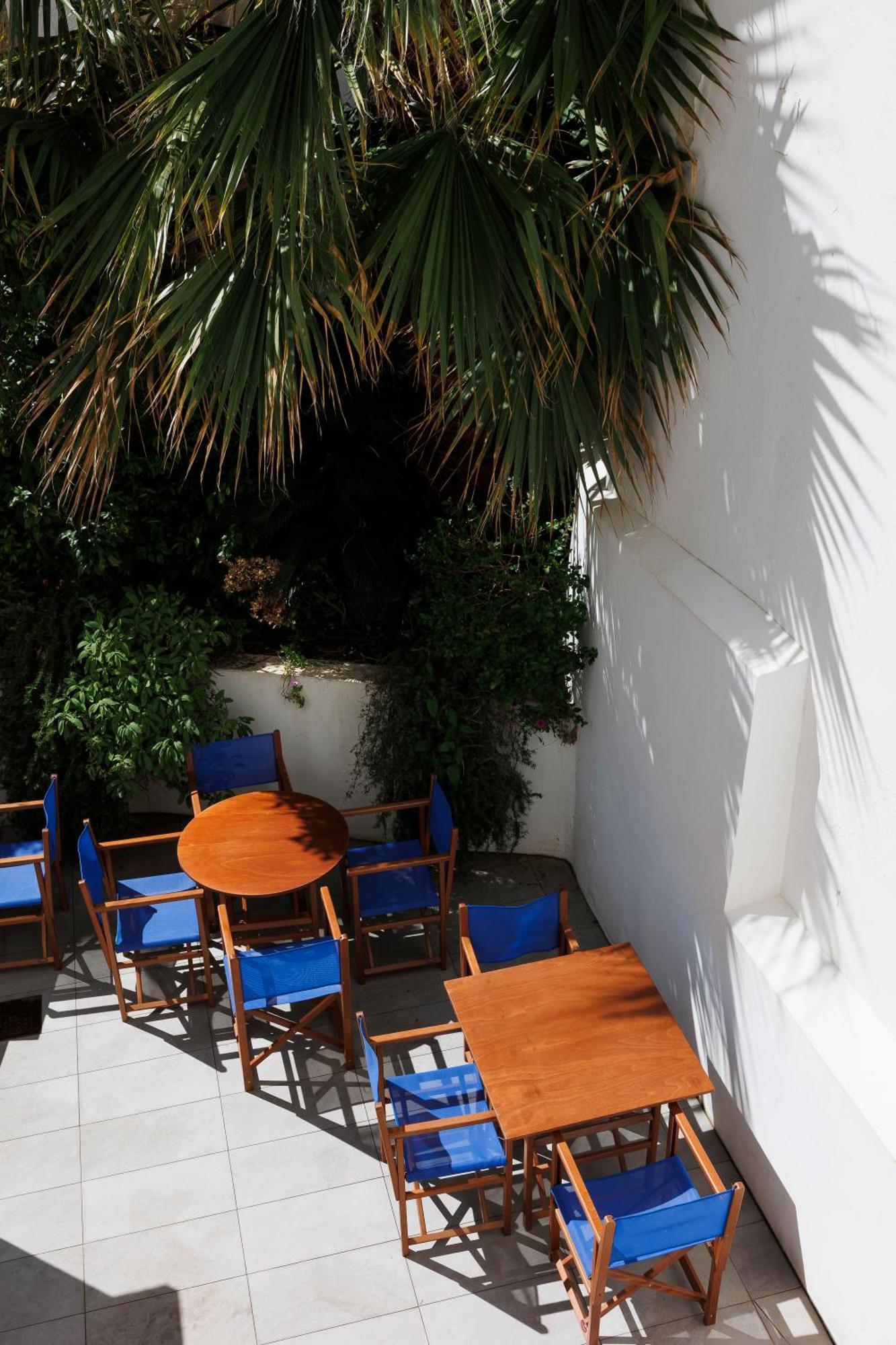Hotel Alfred Port-vieux 3*